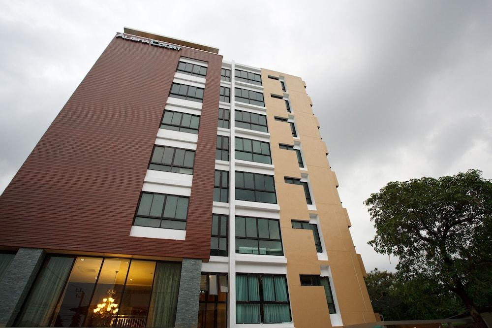 Alisha Court Hotel & Residence Bangkok Extérieur photo